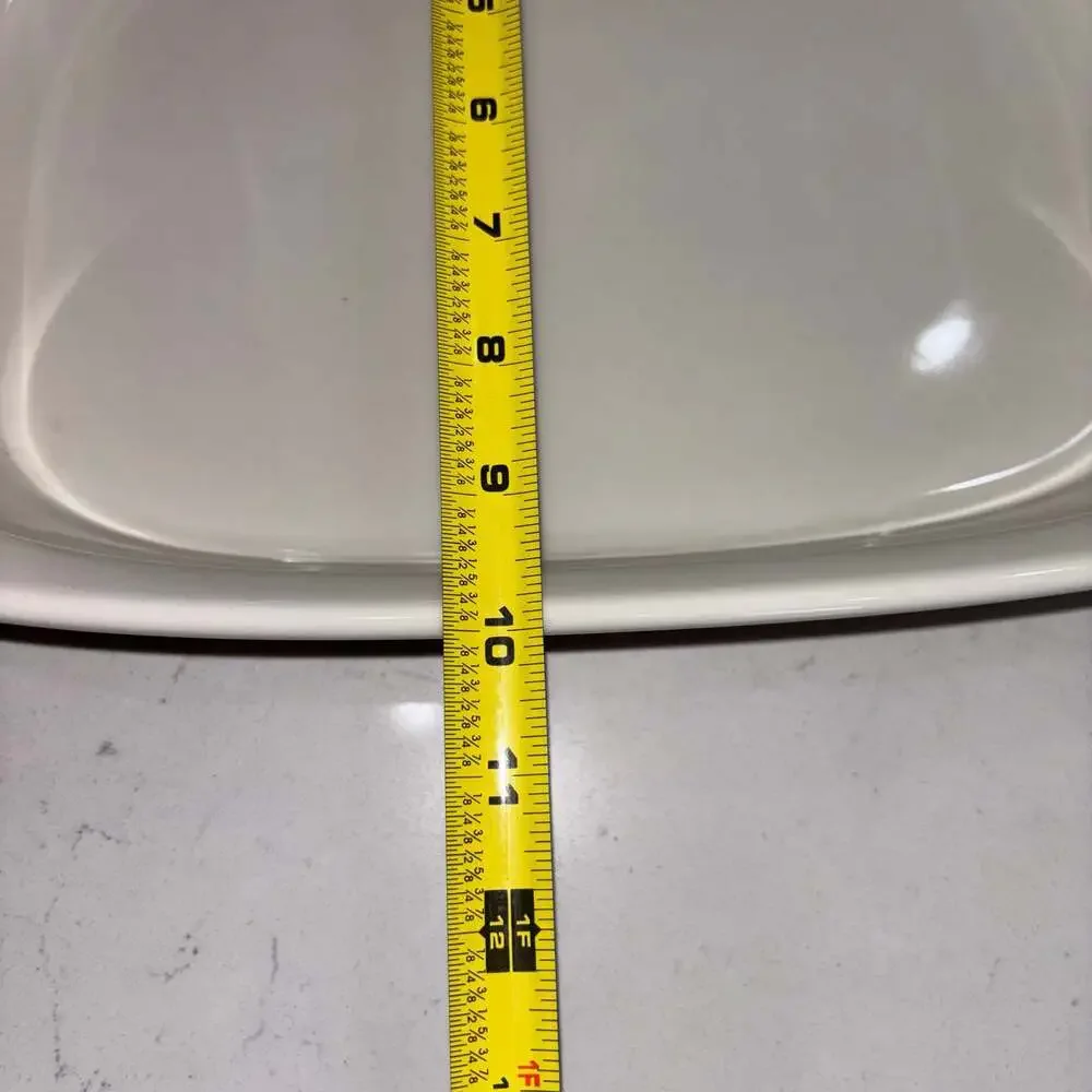 CorningWare Etch Red Stoneware 3qt / 2.85L Rectangular Baking Dish